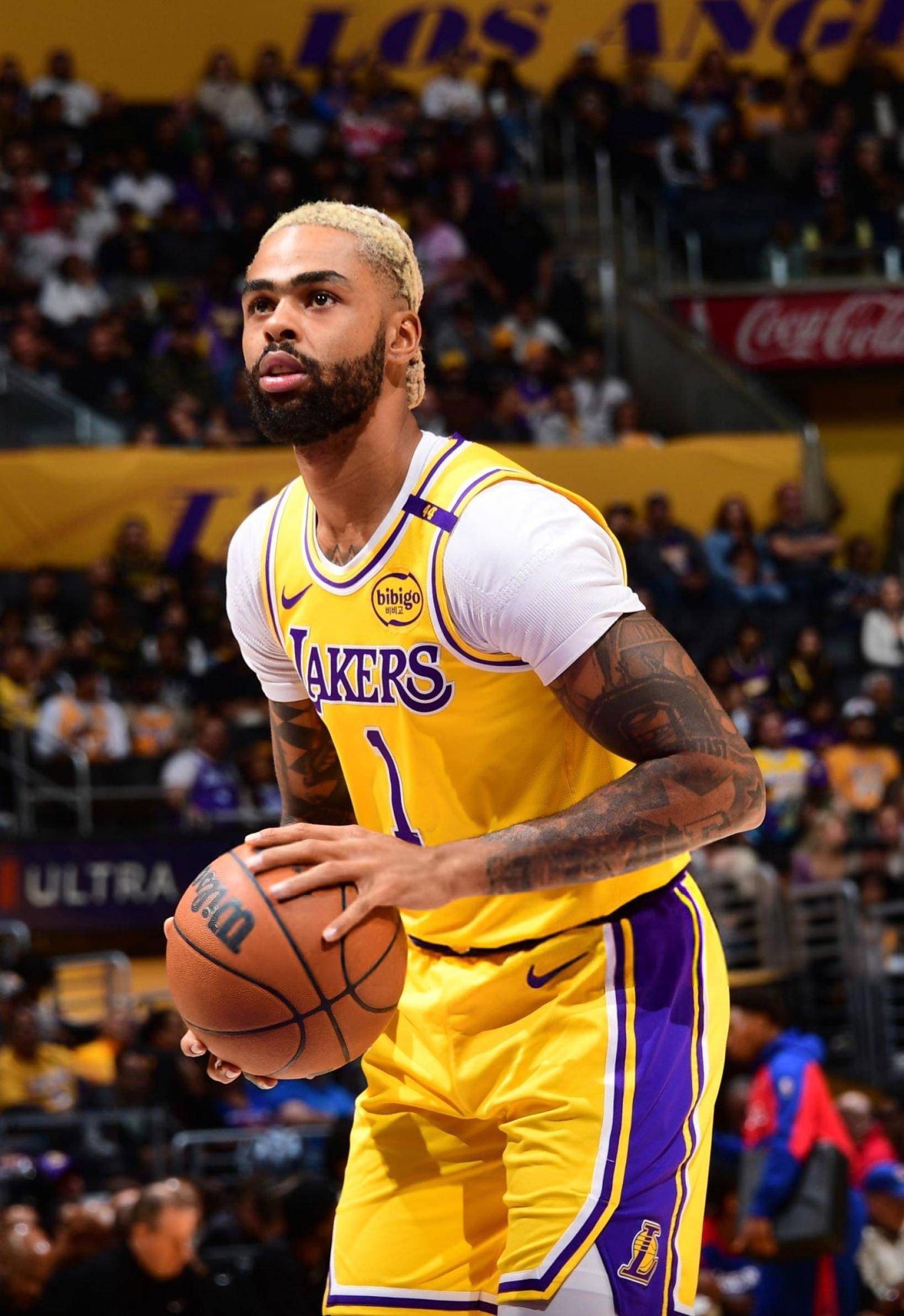 关于里程碑夜！巴塞罗那篮球队状态回暖；NBA常规赛加时末段刷纪录；压力陡增；临场指挥获称赞的信息