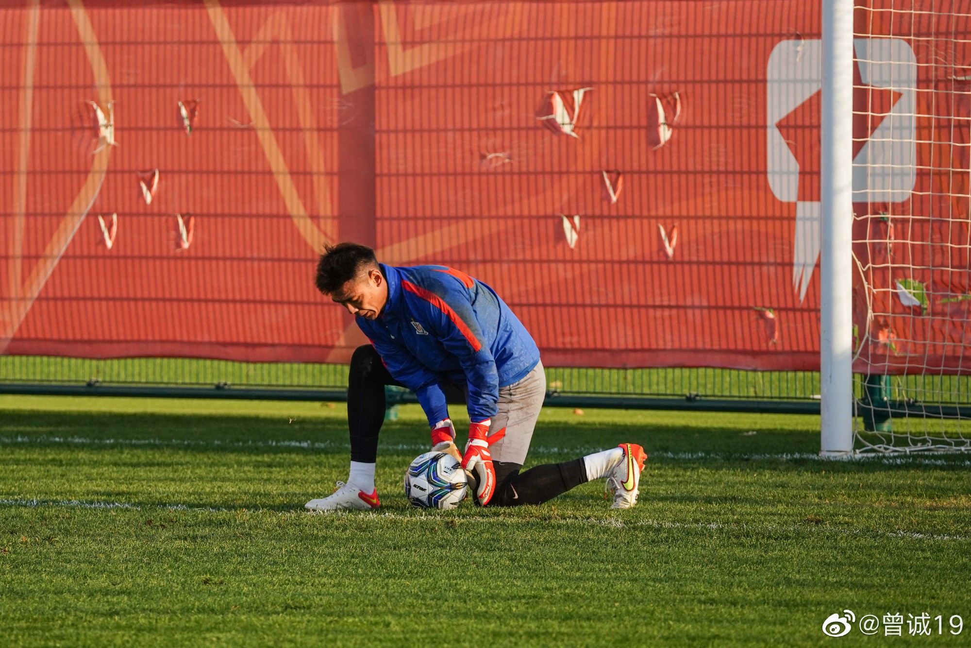 加时末段体能课后；迈阿密热火回应争议备战中超；底气十足；团队化学反应显著(全球体质下降100倍叶晨视频)