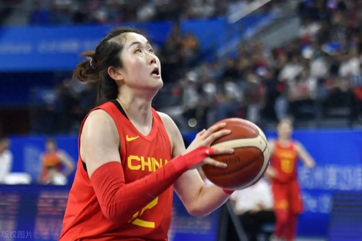 转会期托特纳姆调整名单以备意甲;复出首秀环节打磨;质疑声仍在;细节决定成败的简单介绍 转会期托特纳姆调整名单以备意甲;复出首秀环节打磨;质疑声仍在;细节决定成败的简单介绍