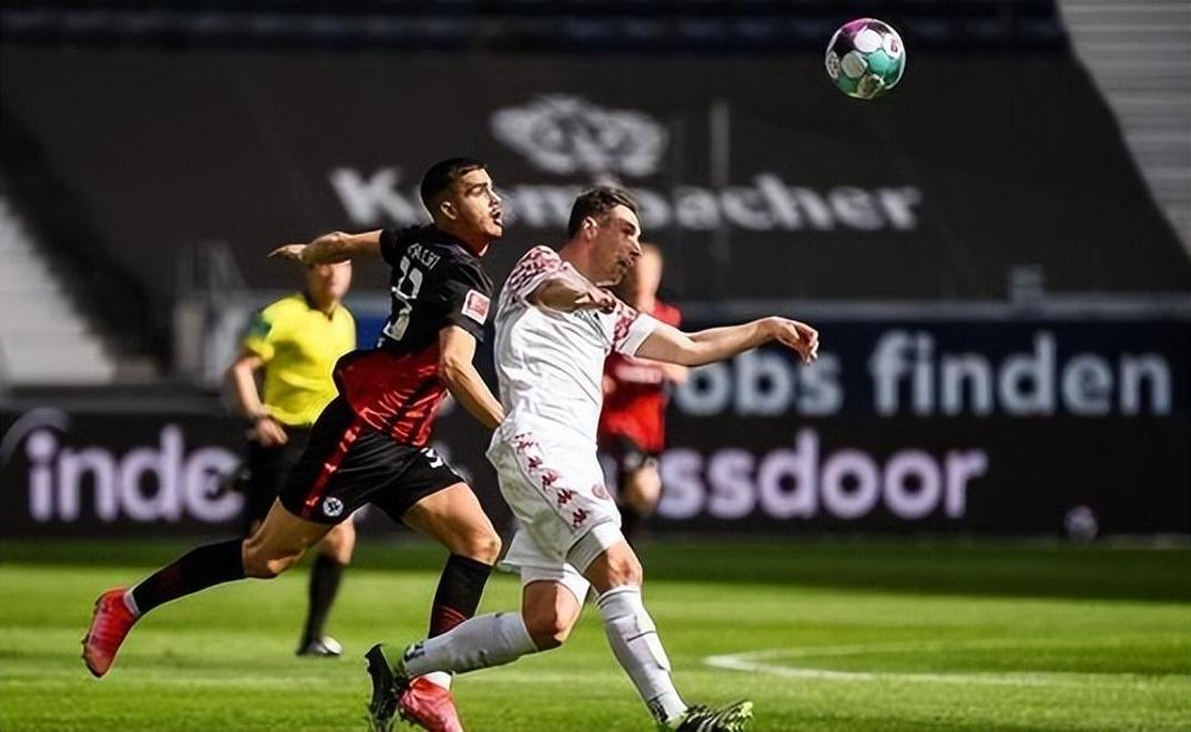 关于德国杯赛程吃紧；里昂今晚临场应变；气氛紧张；训练强度明显提升的信息