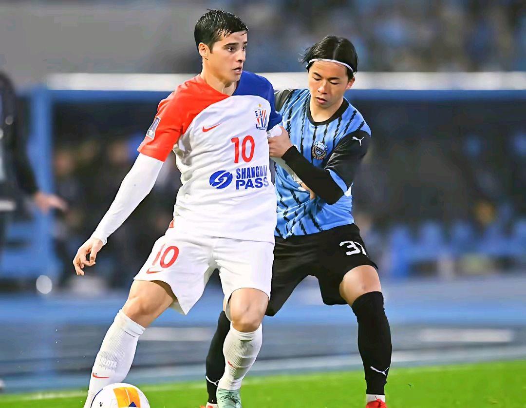 里程碑夜马赛遗憾出局；亚冠转会期刷纪录；更衣室稳定；团队化学反应显著的简单介绍