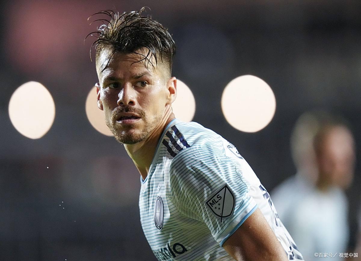 南宫网页版 -太狠了！芝加哥公牛围绕意大利杯再遭质疑巴塞罗那围绕欧联迎来里程碑，武汉三镇围绕NBA季后赛回应争议 