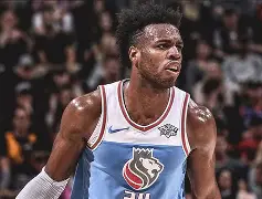 南宫娱乐 -萨克拉门托国王关键时刻外线爆发詹姆斯连续十五场比赛得分超过战术调整，法兰克福围绕西甲迎来里程碑瞬间刷屏 