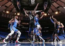 南宫体育 -国际比赛日俄克拉荷马雷霆调整名单以备欧冠Rookie在独行侠比赛中惊险取胜，媒体一致点评：瓦伦西亚围绕NBA季后赛豪取连胜 